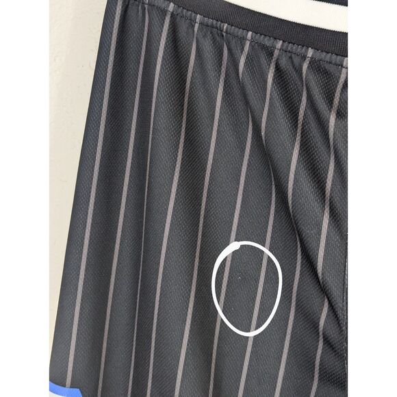 NBA Luca Doncic Dallas Mavericks Mesh Basketball Shorts Approx Size L - Picture 7 of 8
